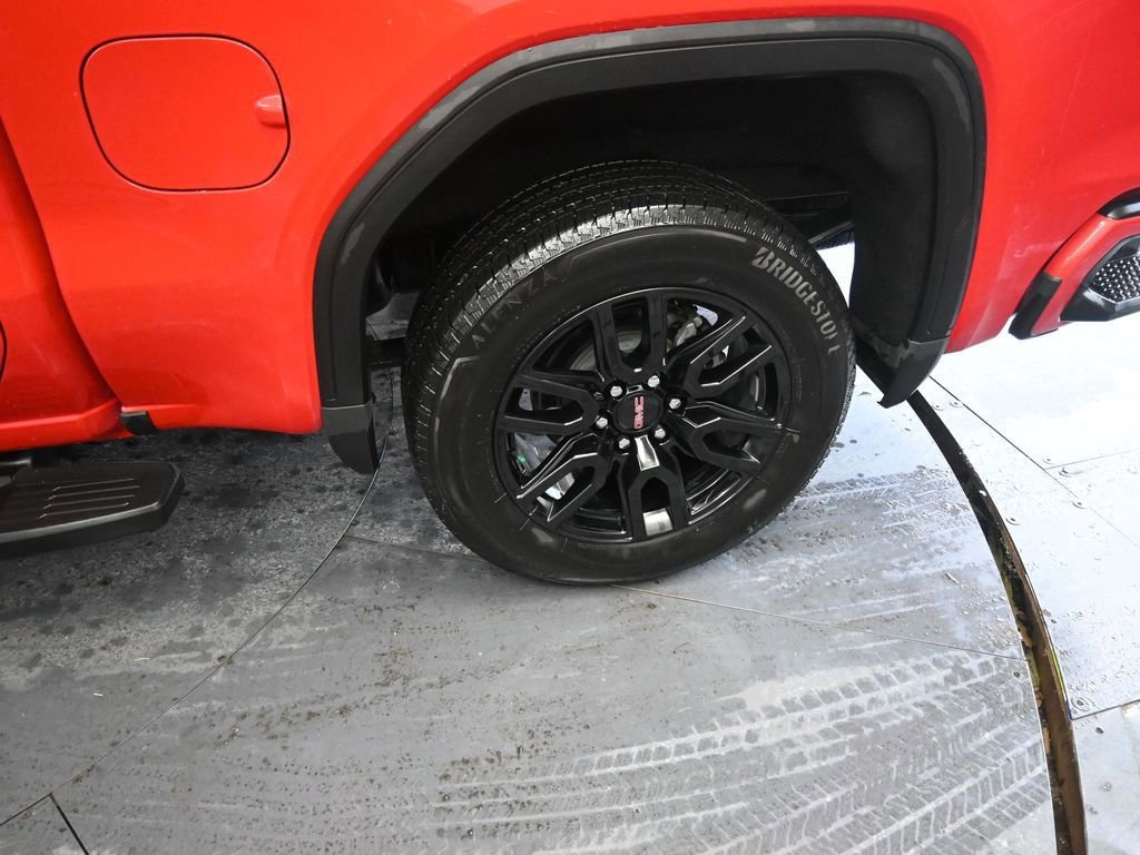 Used 2025 GMC Sierra 1500 Elevation w/ Elevation Premium Package image 19