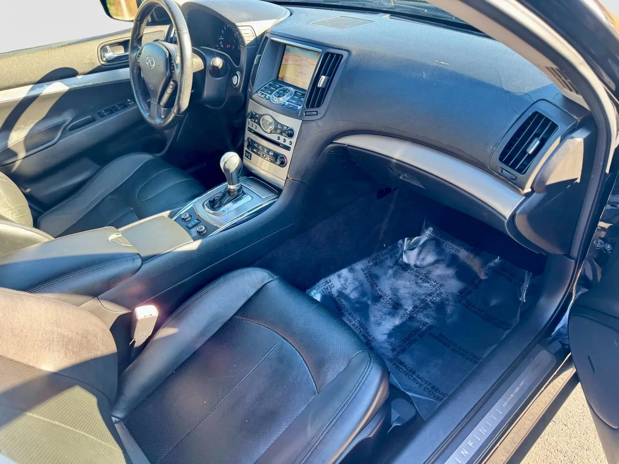 Used 2011 INFINITI G37 x Sedan w/ Premium Pkg image 15