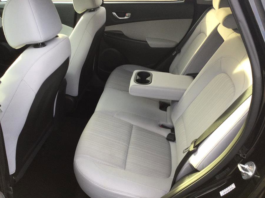Used 2022 Hyundai Kona SEL w/ Convenience Package image 20