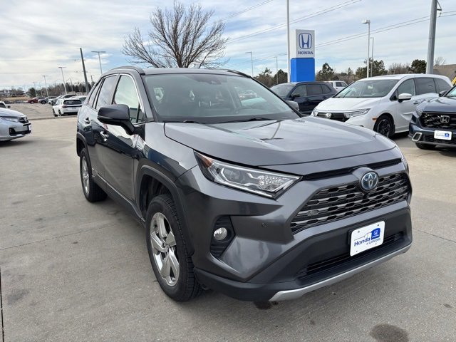 Used 2021 Toyota RAV4 Limited image 3