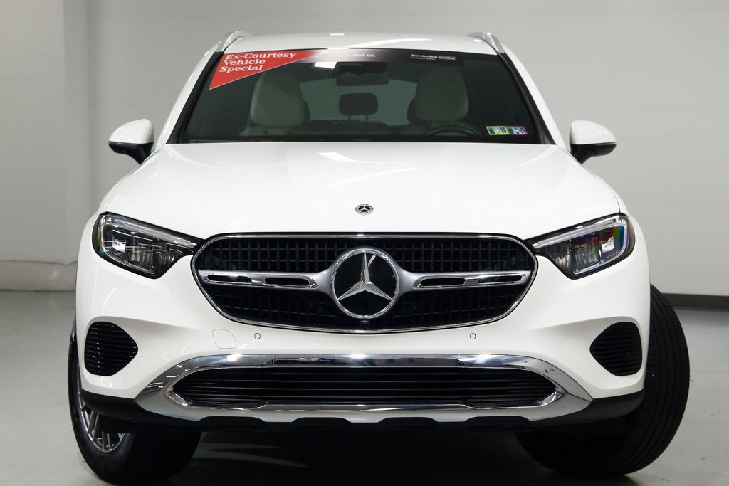 Certified 2025 Mercedes-Benz GLC 300 4MATIC image 3