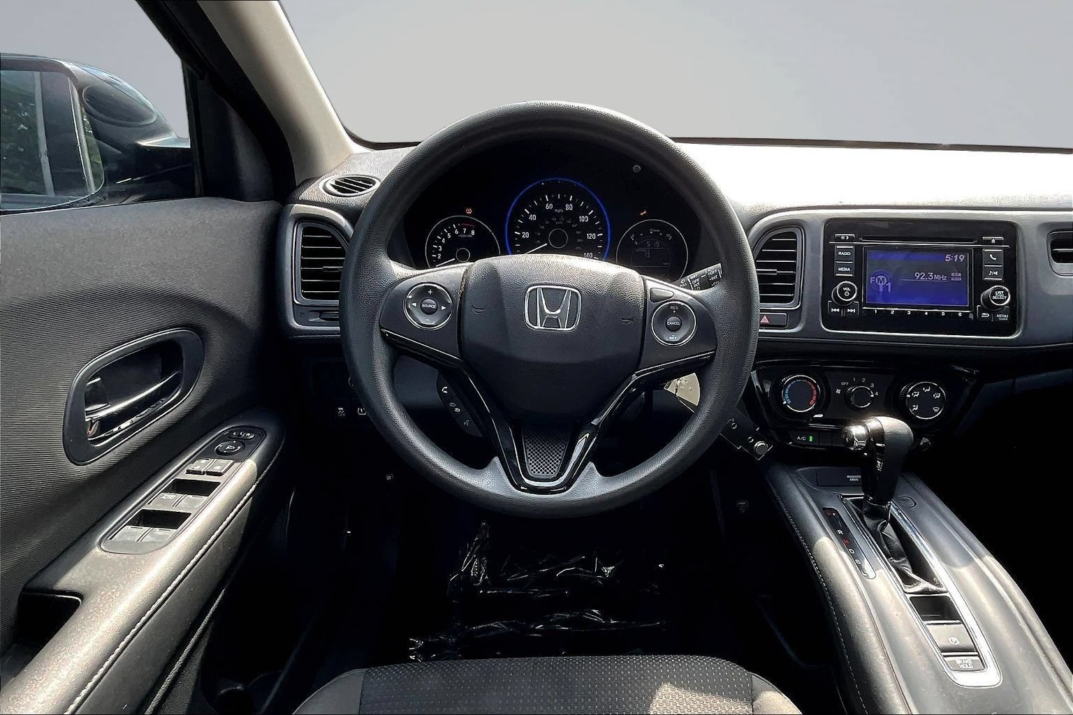 Used 2020 Honda HR-V LX image 7