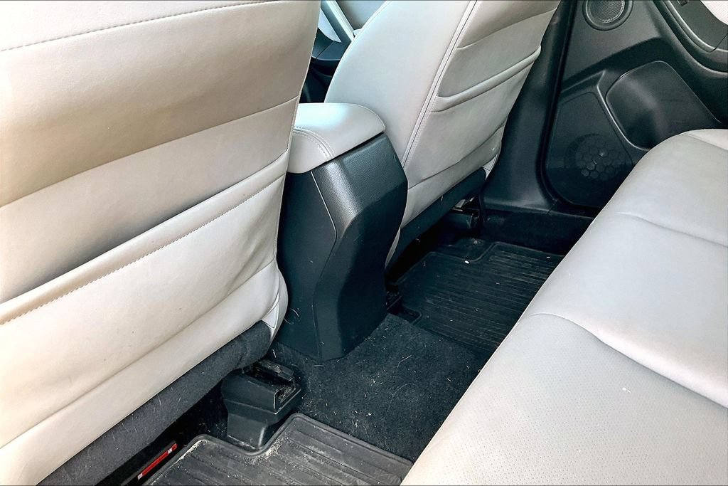 Used 2015 Subaru Forester 2.5i Limited AWD/4WD image 10
