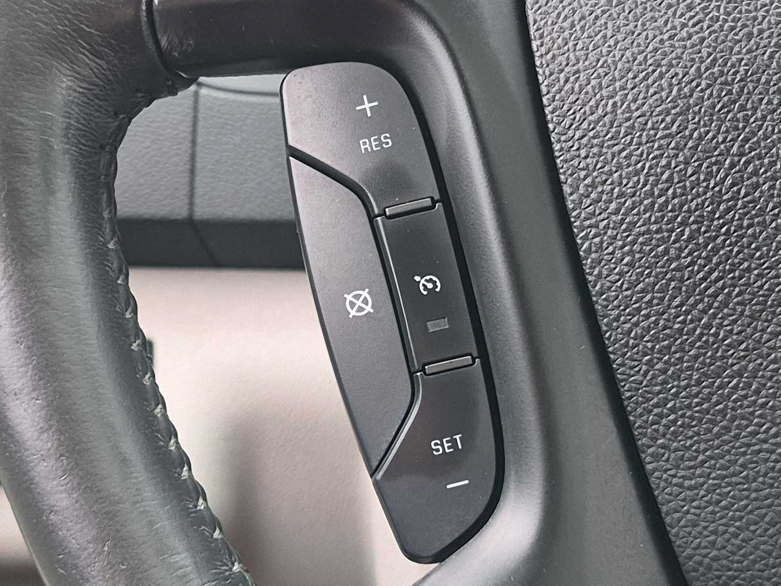 Used 2012 GMC Acadia Denali AWD/4WD image 22