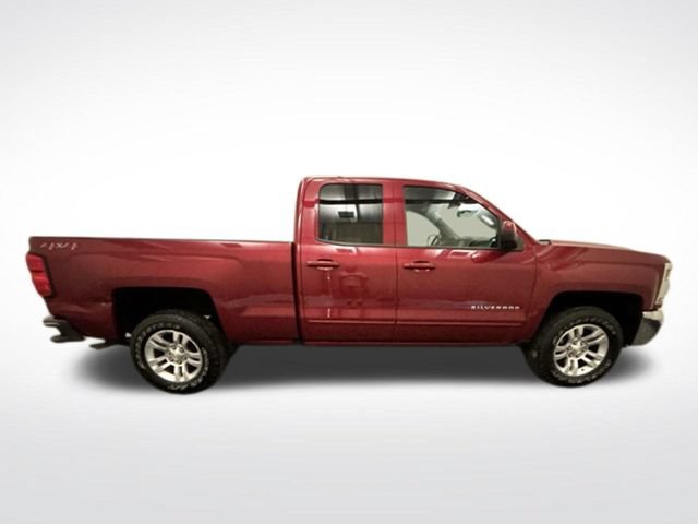 Used 2018 Chevrolet Silverado 1500 LT w/ All Star Edition AWD/4WD image 4