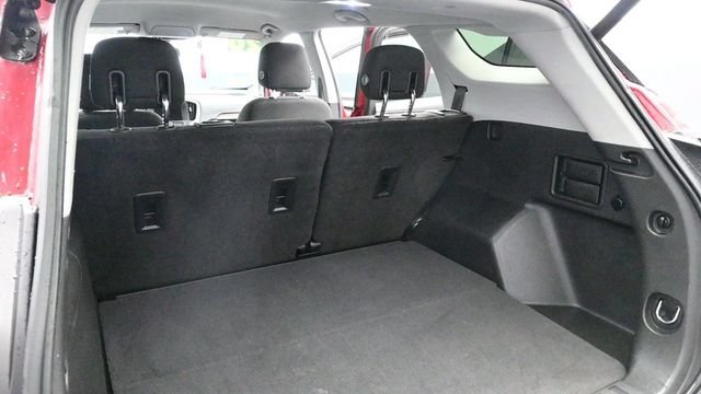 Used 2020 GMC Terrain SLE w/ Driver Convenience Package AWD/4WD image 16