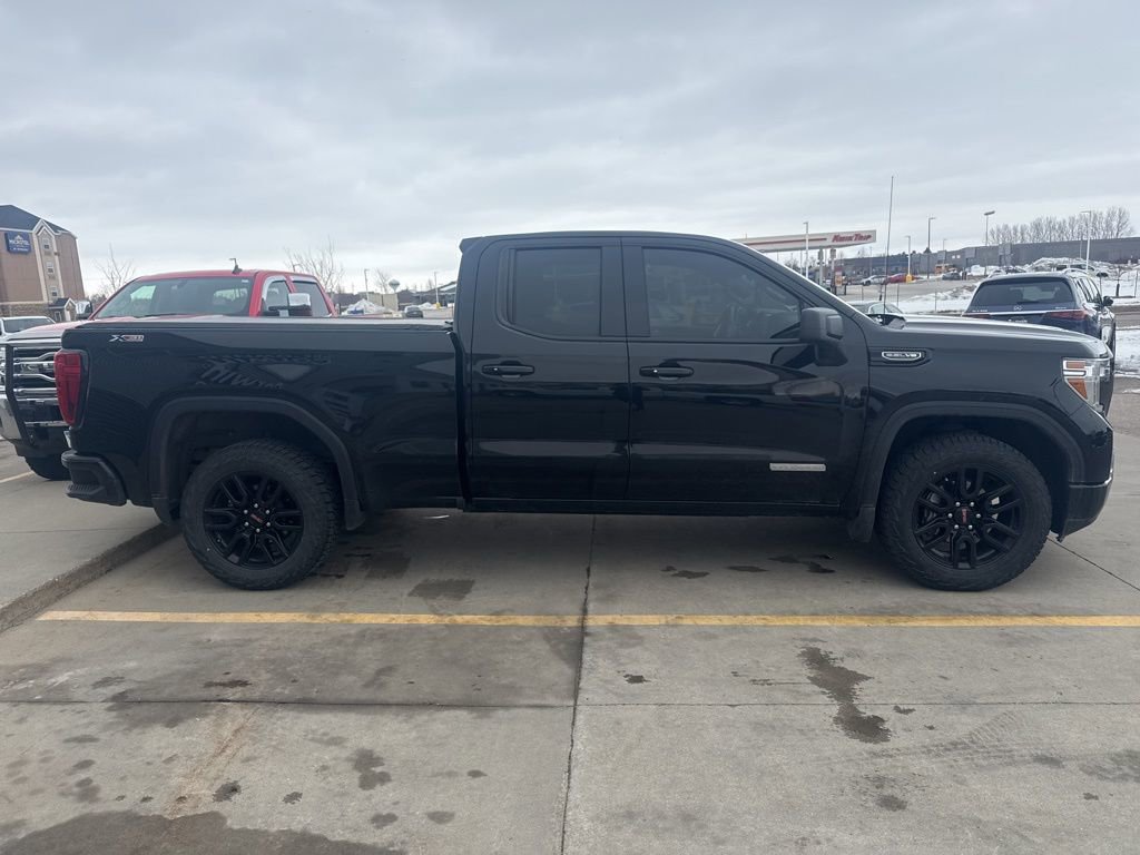 Used 2019 GMC Sierra 1500 Elevation w/ Elevation Value Package image 2