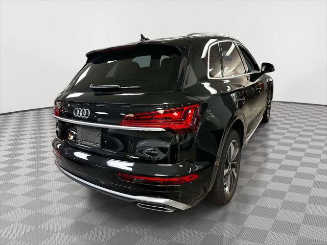 Used 2023 Audi Q5 2.0T Premium Plus w/ Premium Plus Package AWD/4WD image 2
