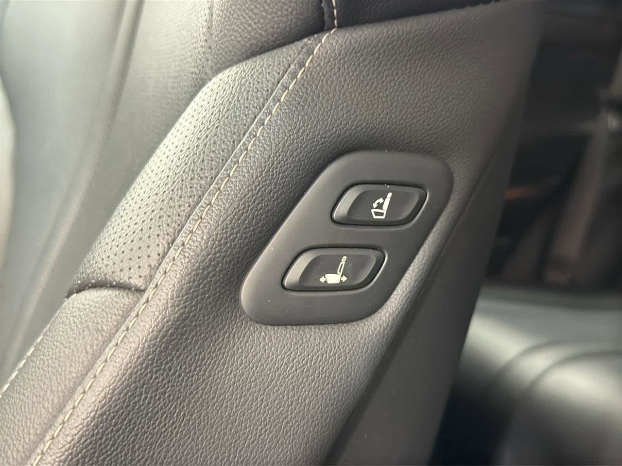 Used 2024 Genesis GV80 2.5T image 29