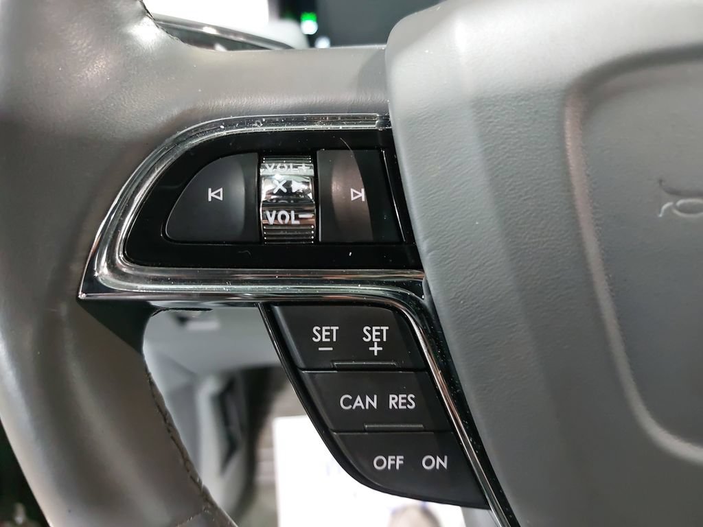 Used 2022 Lincoln Nautilus Reserve AWD/4WD image 17