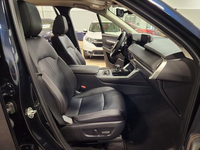 Used 2025 MAZDA CX-90 3.3 Turbo w/ Preferred Package AWD/4WD image 34