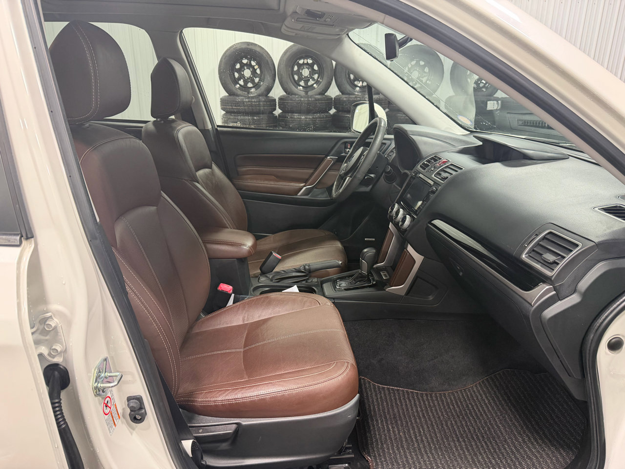 Used 2017 Subaru Forester 2.5i Touring w/ Popular Package #2 image 40