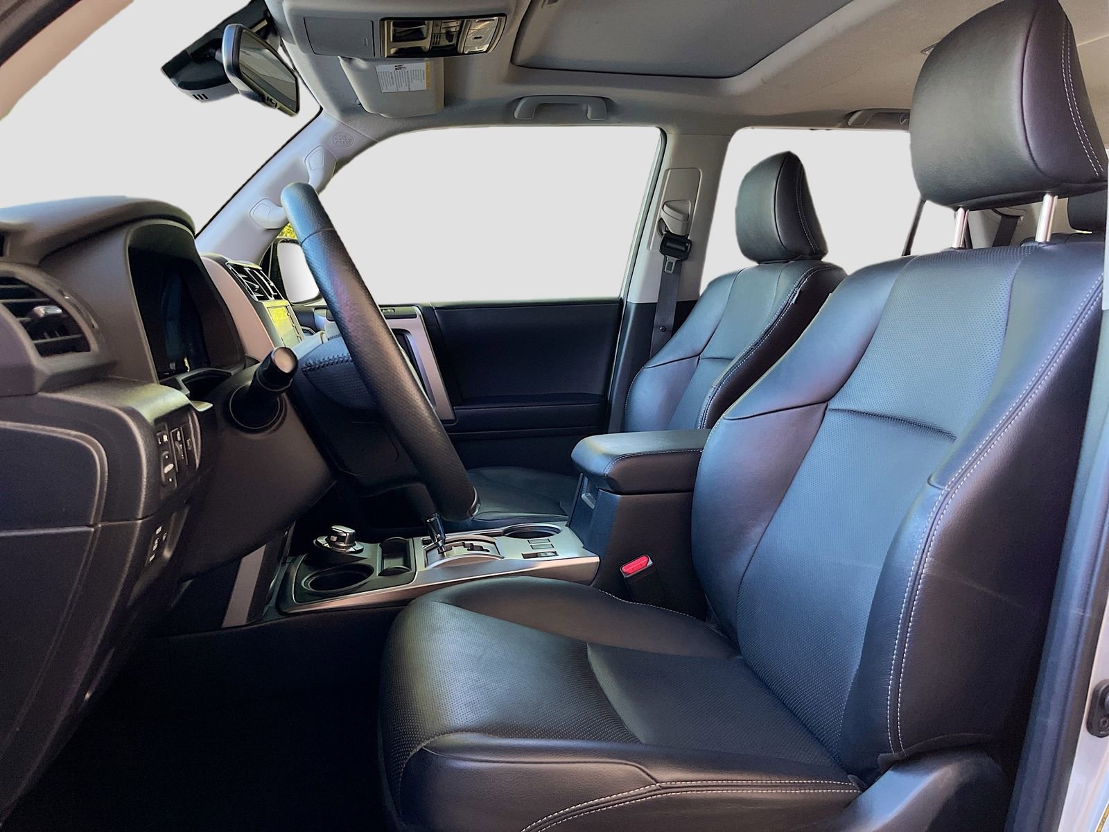 Used 2023 Toyota 4Runner Limited AWD/4WD image 22