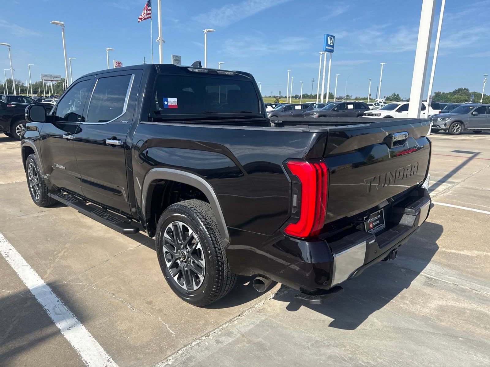 Used 2024 Toyota Tundra Limited w/ Power Package AWD/4WD image 5