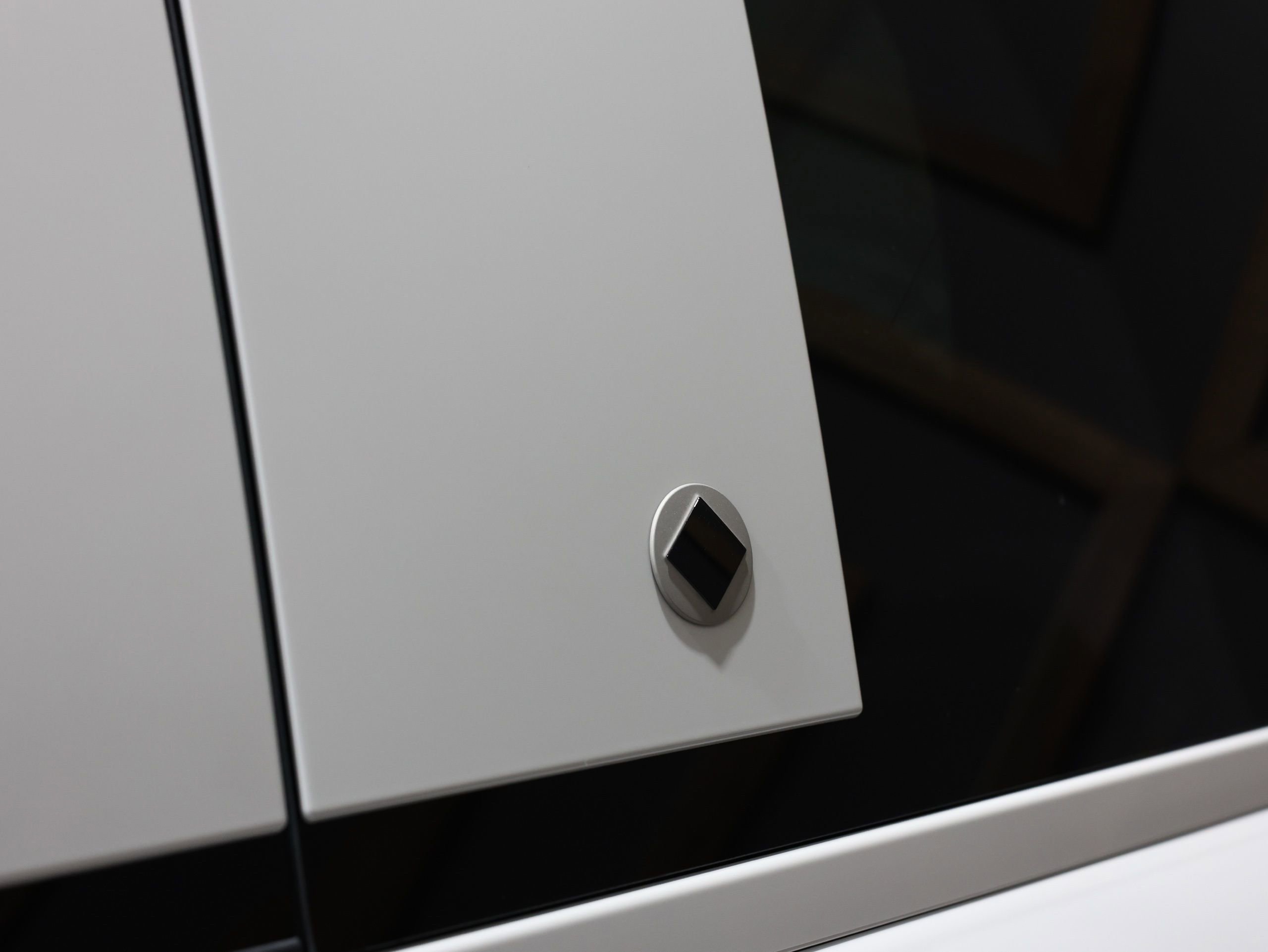 Used 2026 Land Rover Defender 110 image 28