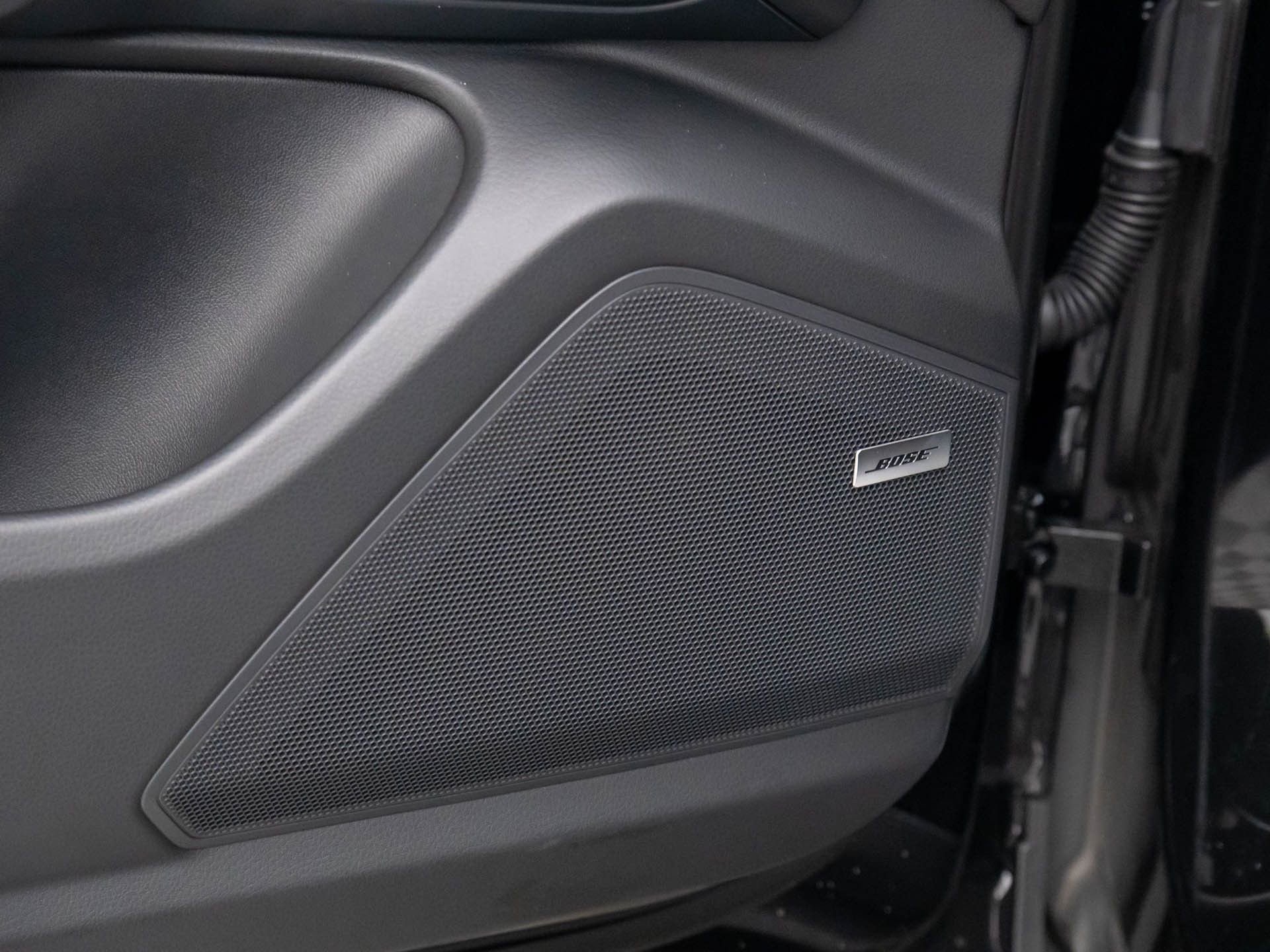 Certified 2025 Porsche Cayenne image 15