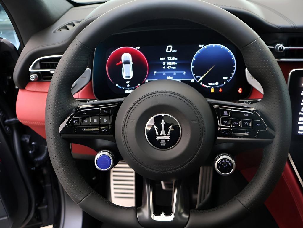 New 2026 Maserati Grecale Modena image 30