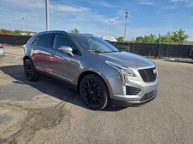 Used 2021 Cadillac XT5 Sportv AWD/4WD image 2