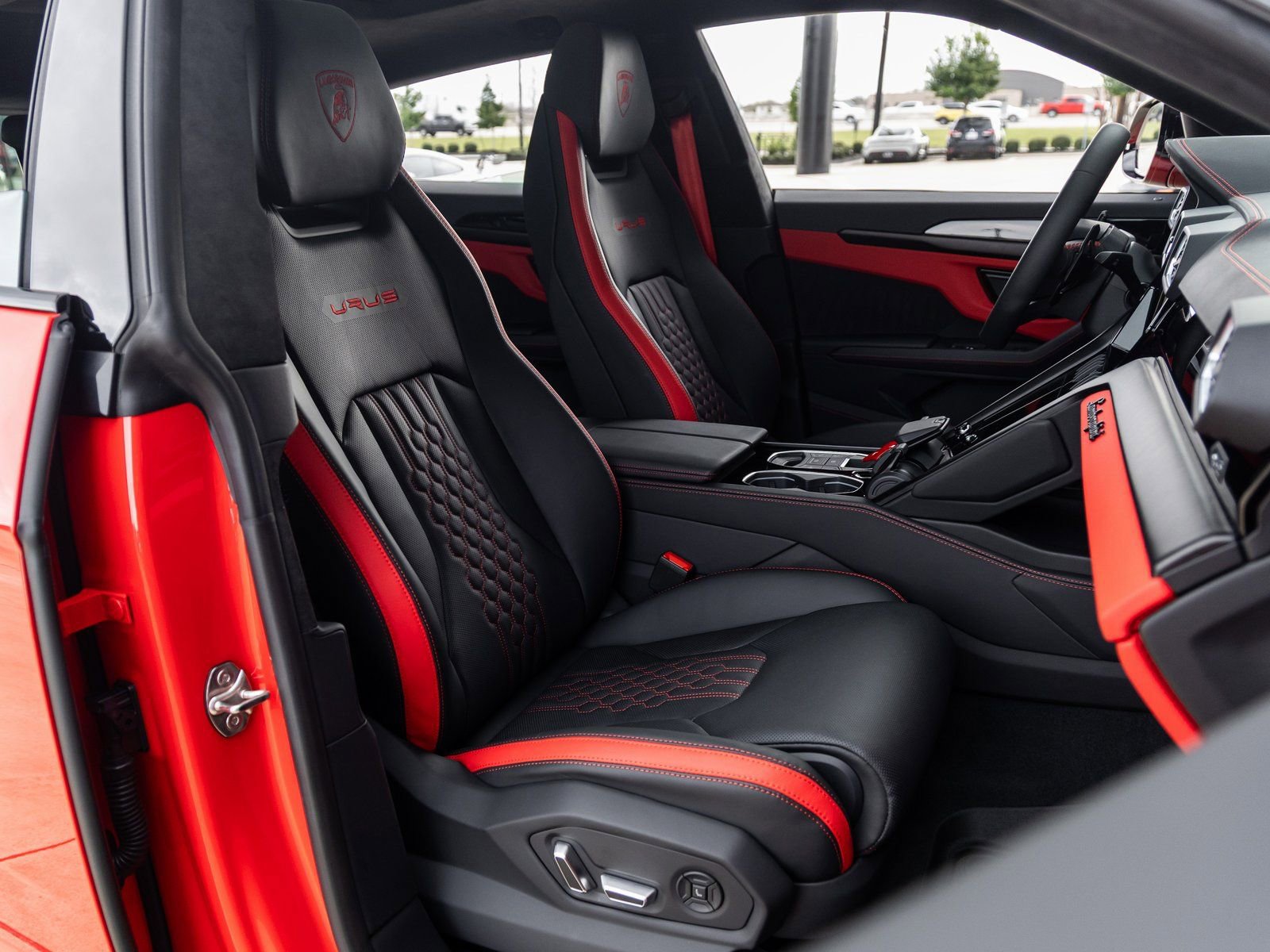 Used 2024 Lamborghini Urus S image 50