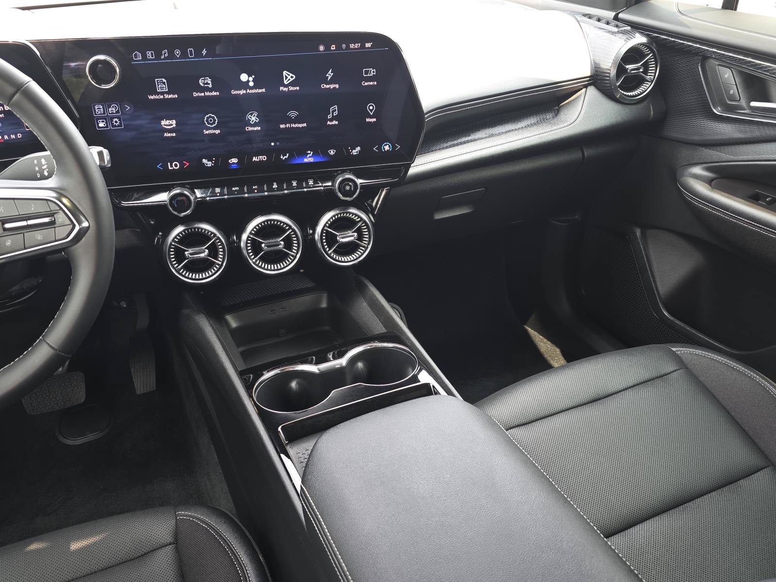 Used 2024 Chevrolet Blazer EV LT AWD/4WD image 11