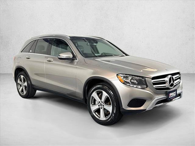Used 2019 Mercedes-Benz GLC 300 4MATIC image 3