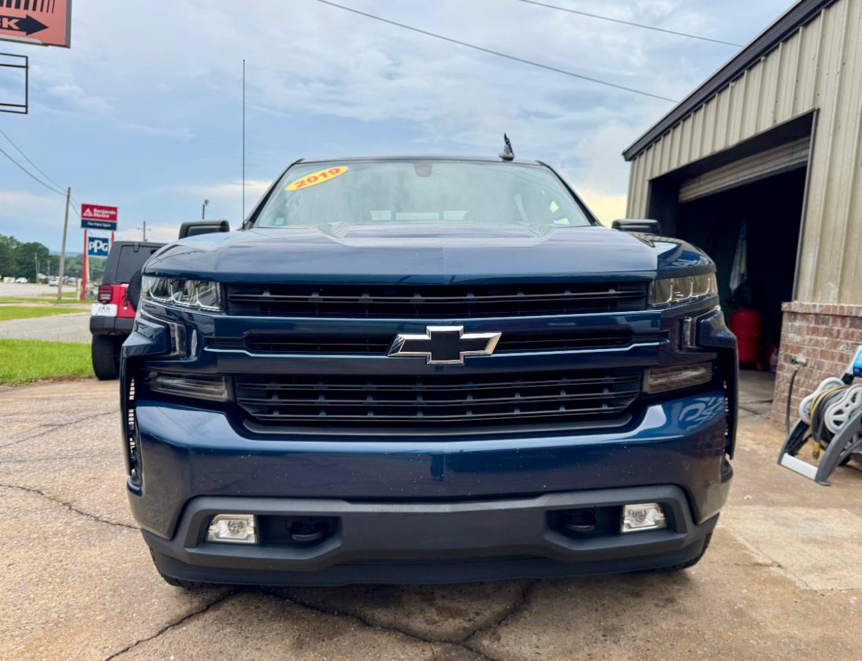 Used 2019 Chevrolet Silverado 1500 RST AWD/4WD image 5