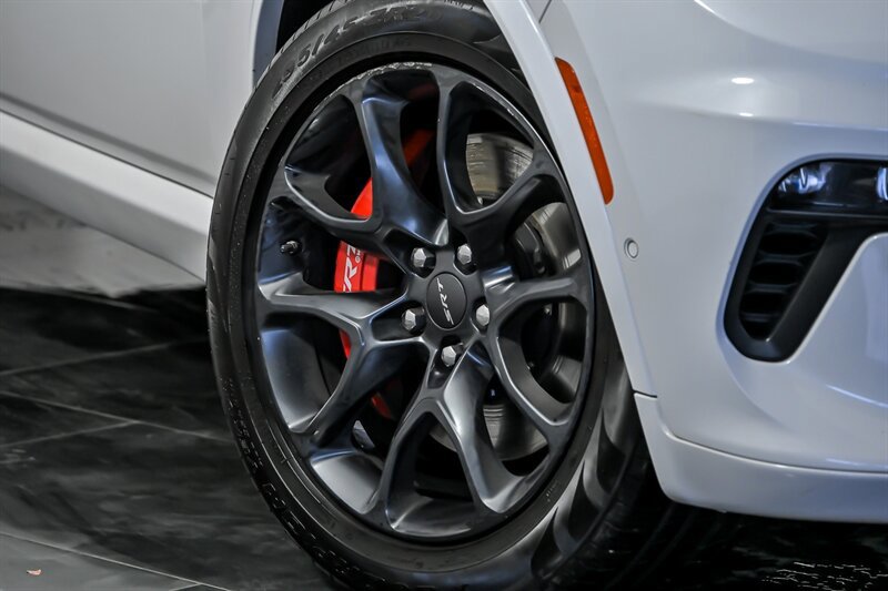 Used 2021 Dodge Durango SRT w/ Premium Interior Group AWD/4WD image 3