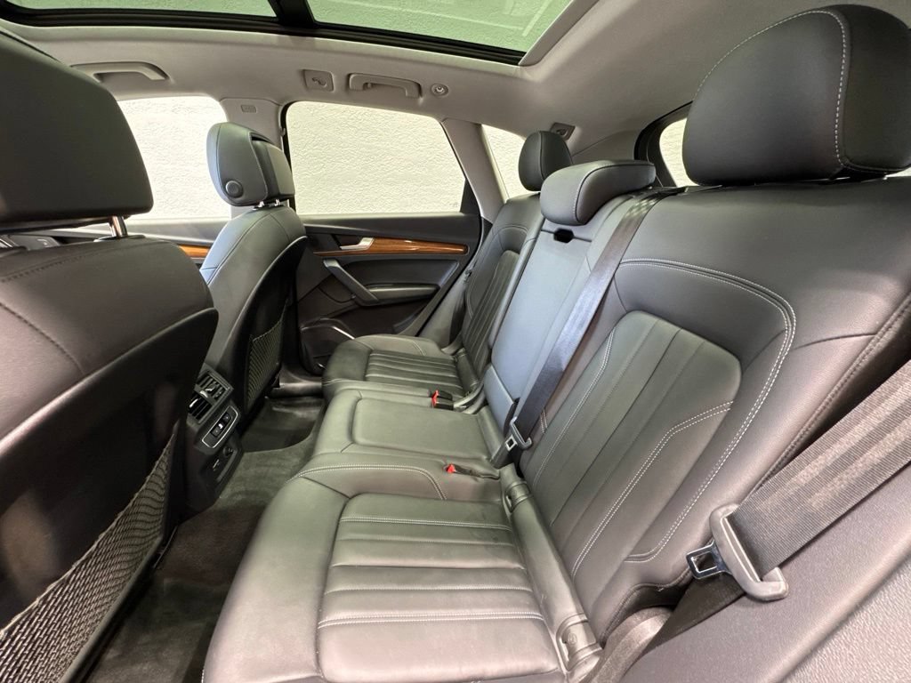 Used 2023 Audi Q5 2.0T Premium w/ Convenience Package AWD/4WD image 19