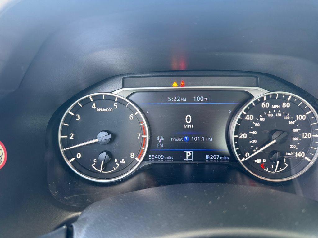 Used 2024 Nissan Altima 2.5 SV FWD image 14