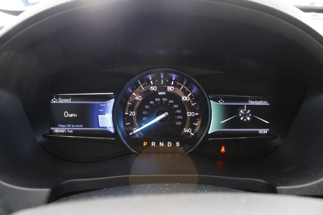 Used 2018 Ford Explorer XLT w/ Equipment Group 202A FWD image 11