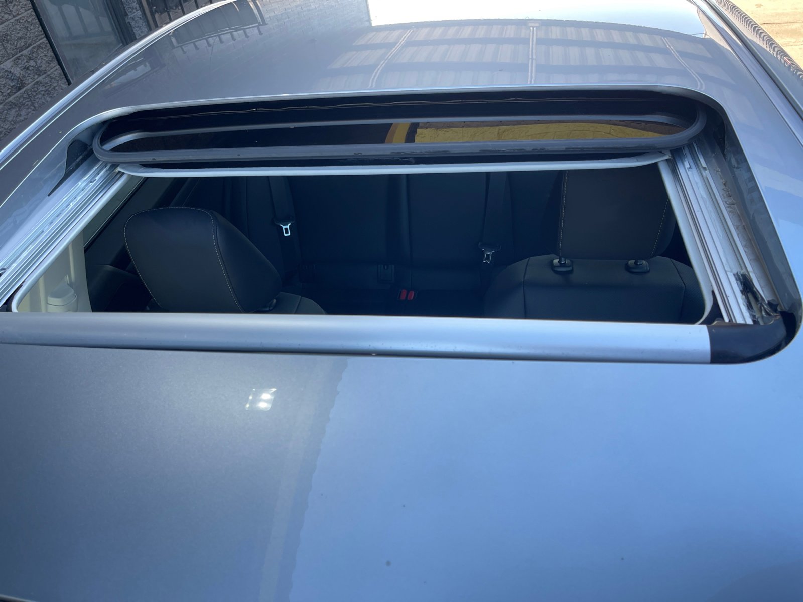 Used 2025 Lexus ES 350 w/ Premium Package image 21