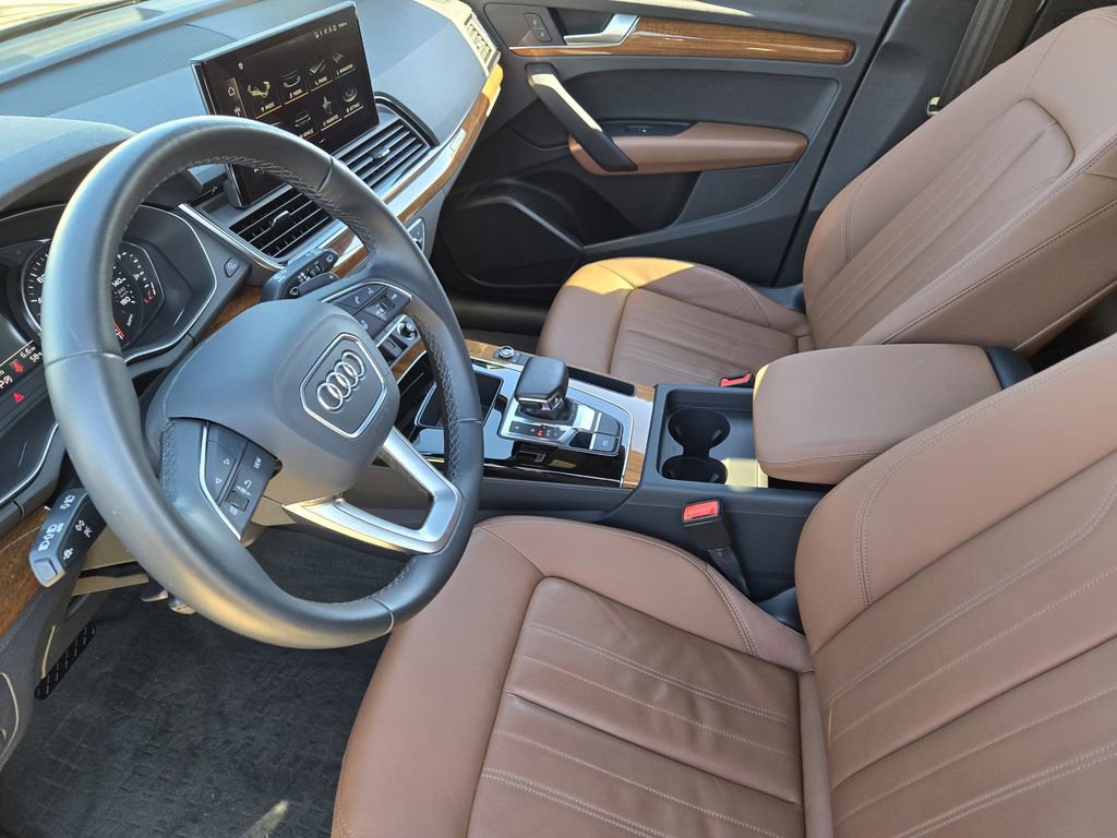 Certified 2023 Audi Q5 2.0T Premium w/ Convenience Package image 15