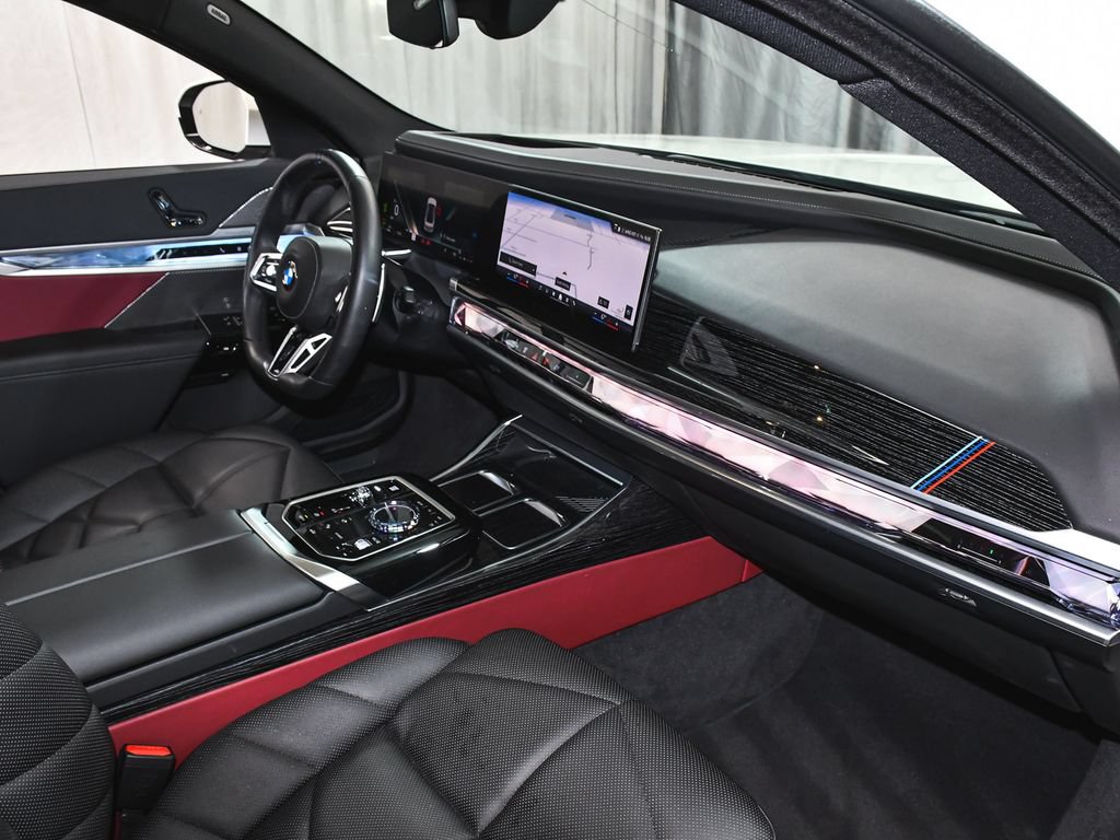 Used 2026 BMW 740i xDrive AWD/4WD image 69