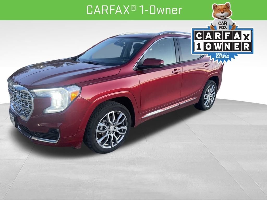 Used 2023 GMC Terrain Denali w/ Denali Premium Package image 4