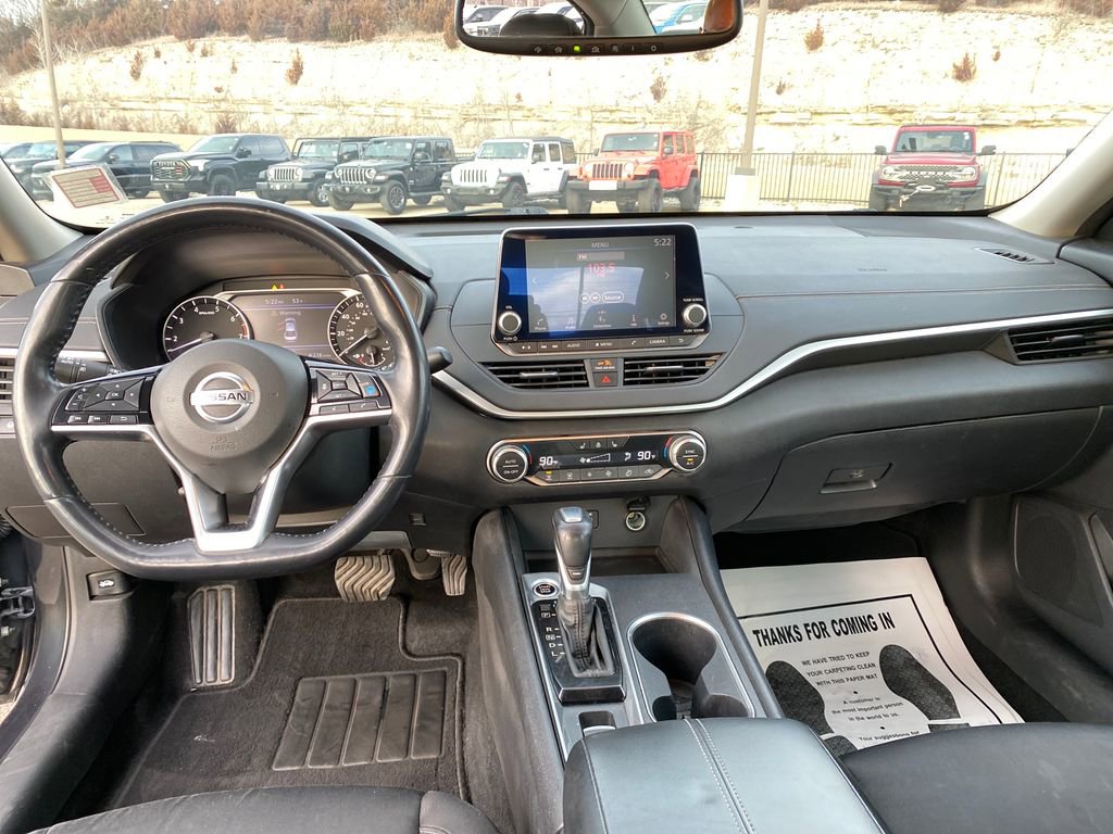 Used 2019 Nissan Altima 2.5 SV image 13