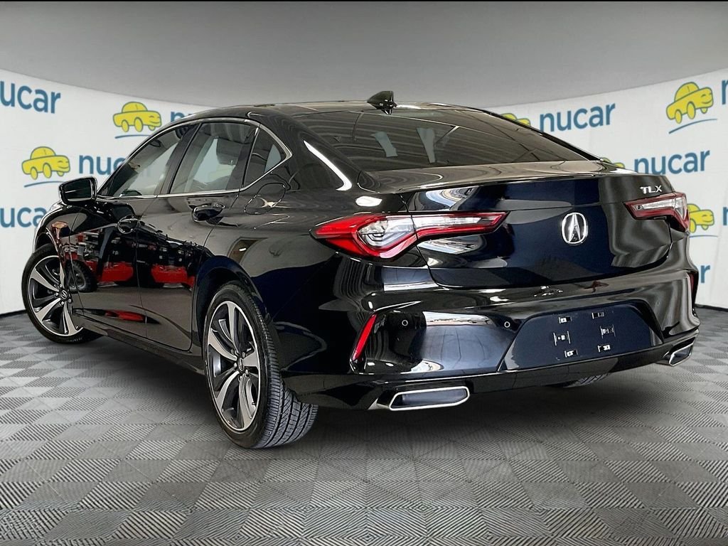 Used 2025 Acura TLX w/ Technology Package FWD image 4