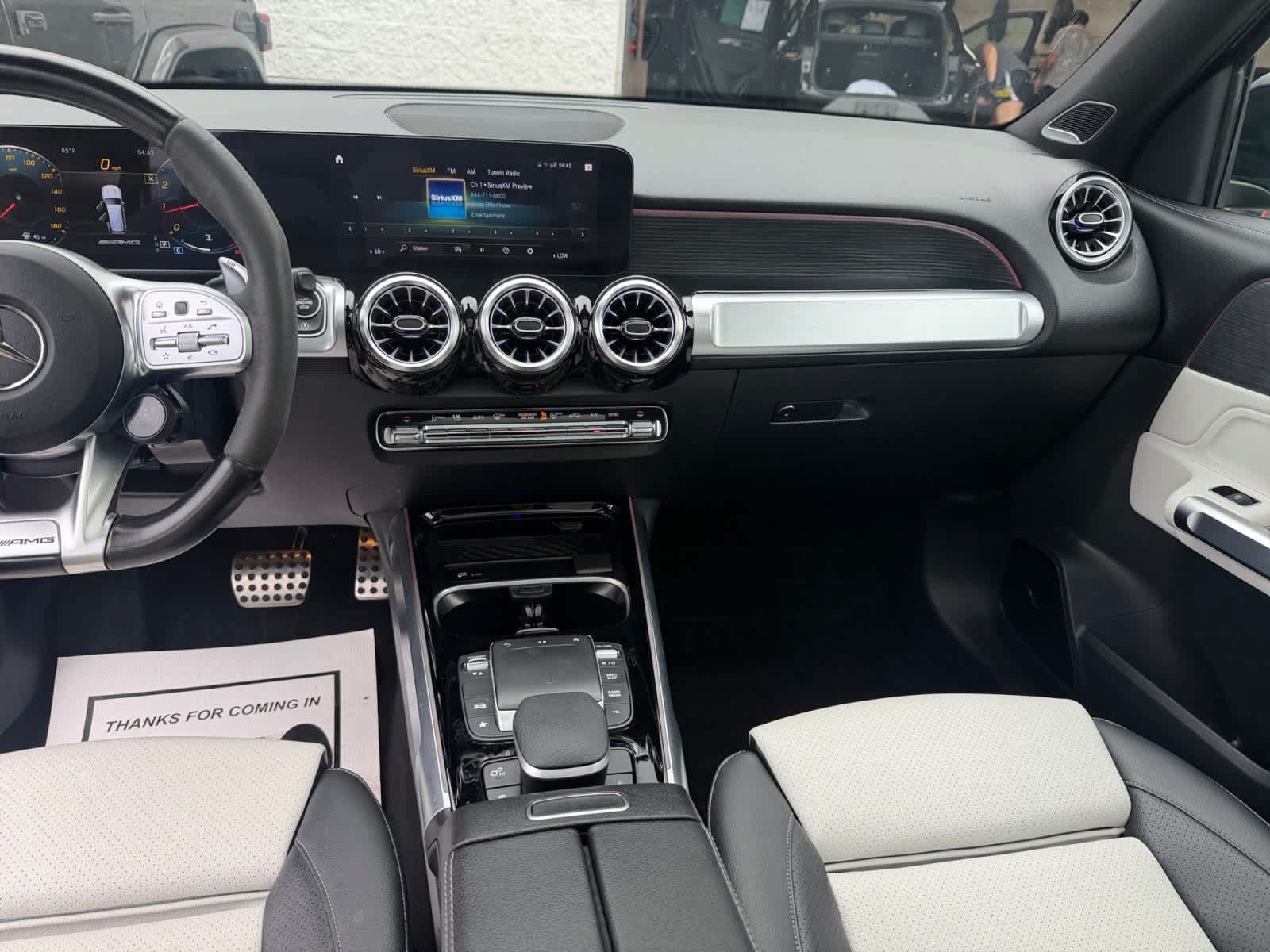Used 2023 Mercedes-Benz GLB 35 AMG 4MATIC image 16