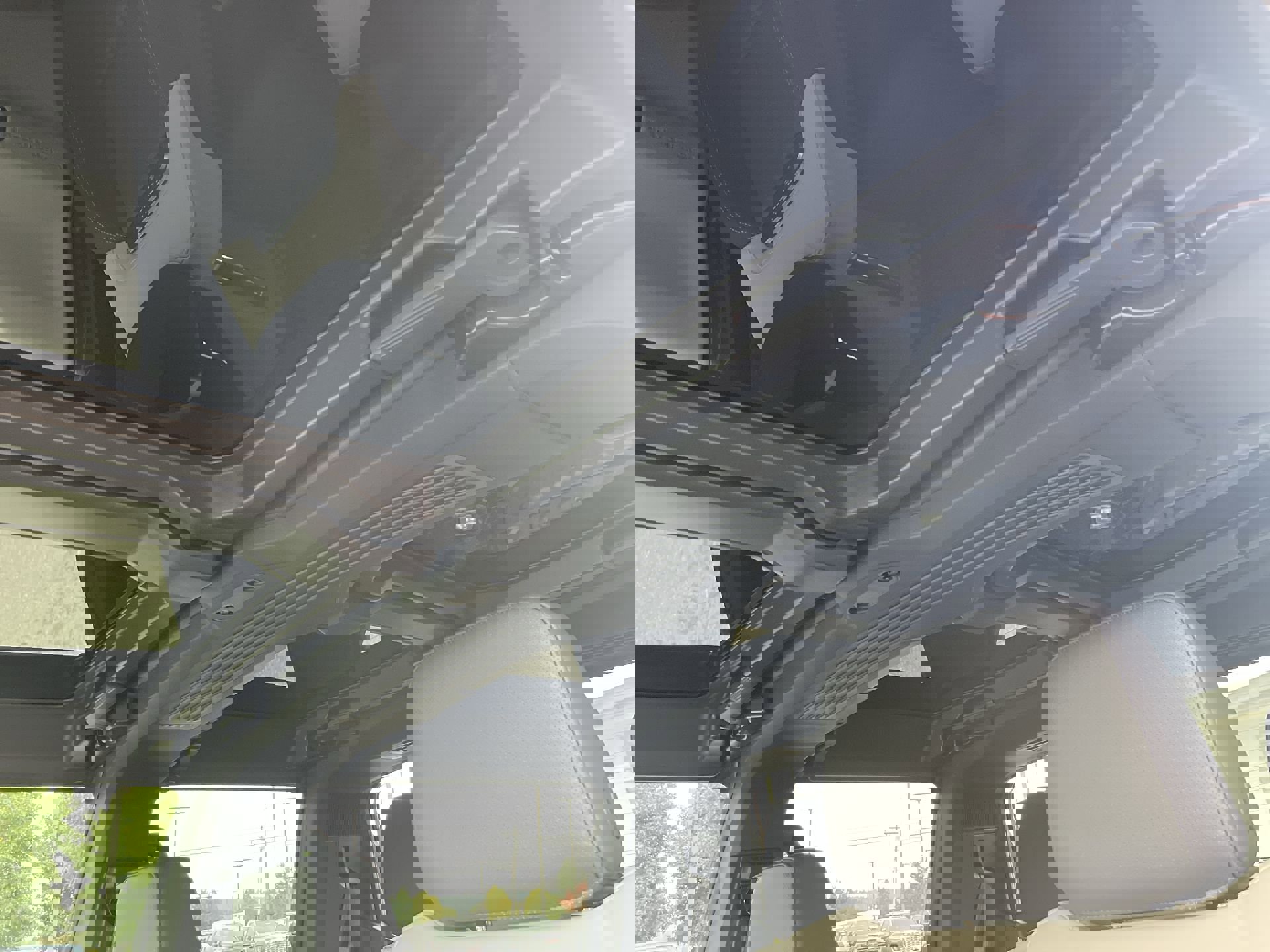 New 2026 GMC Hummer EV 4x4 Crew Cab w/ LPO, Dark Essentials Package image 52