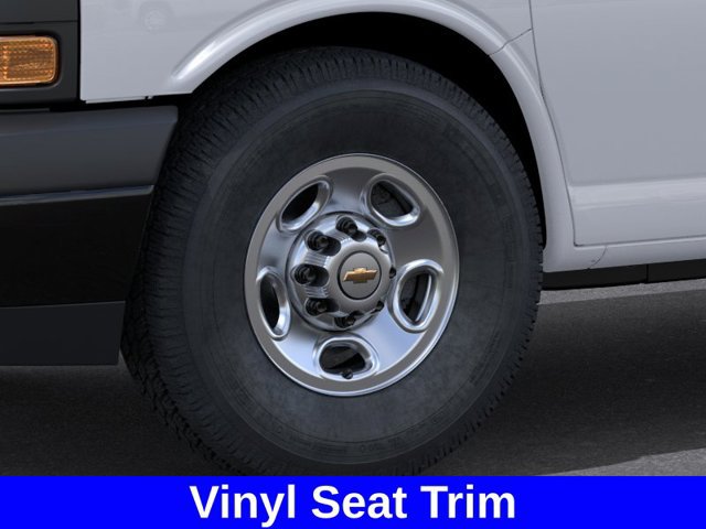 New 2026 Chevrolet Express 2500 RWD image 10