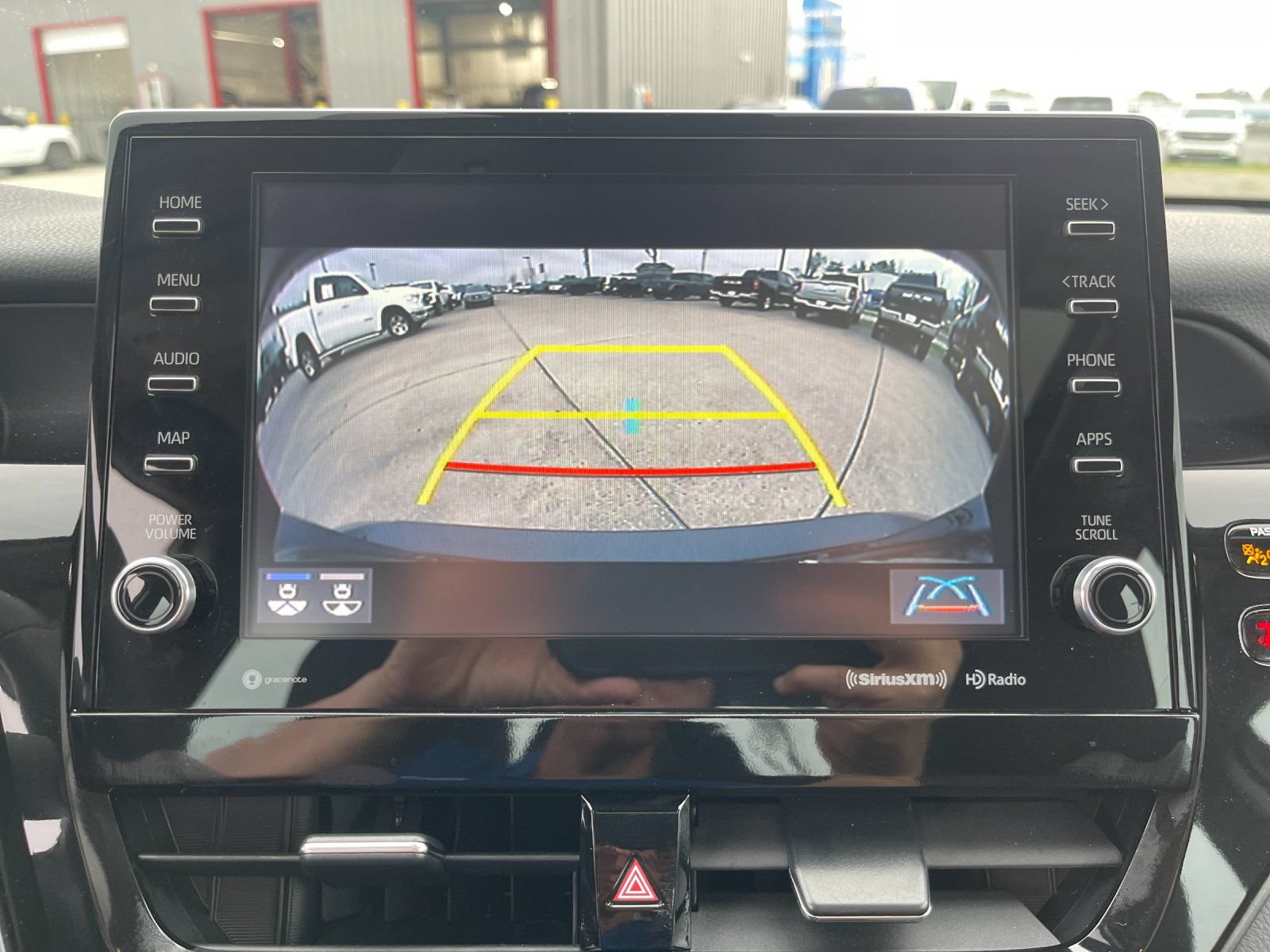 Used 2023 Toyota Camry SE w/ Audio Upgrade Package FWD image 20