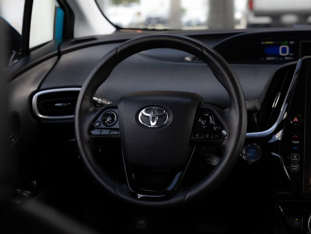 Used 2020 Toyota Prius Prime Limited FWD image 13