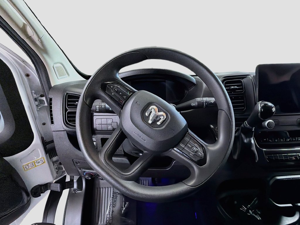 Used 2023 RAM ProMaster 2500 w/ Premium Convenience Group (B) FWD image 14