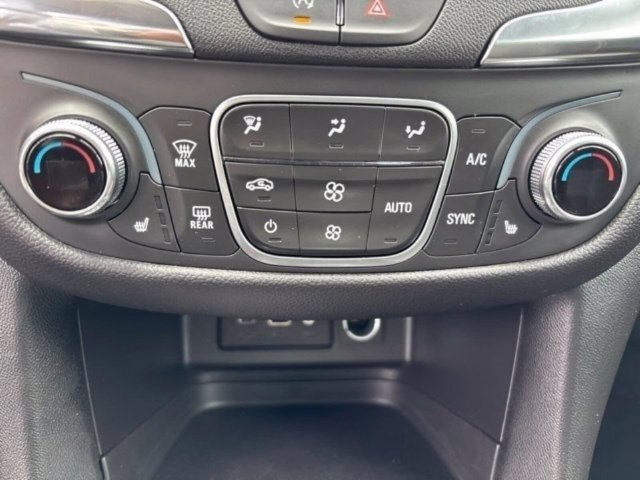 Used 2024 Chevrolet Equinox LT AWD/4WD image 26