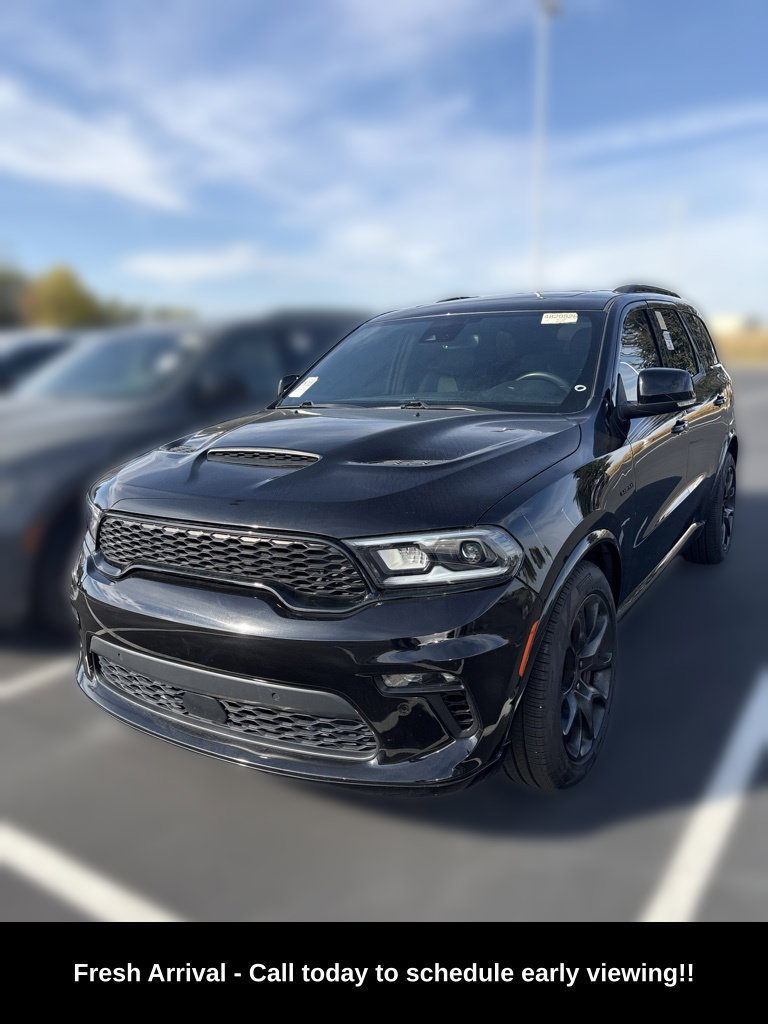 Used 2023 Dodge Durango R/T w/ Tow 'N Go Package AWD/4WD image 2