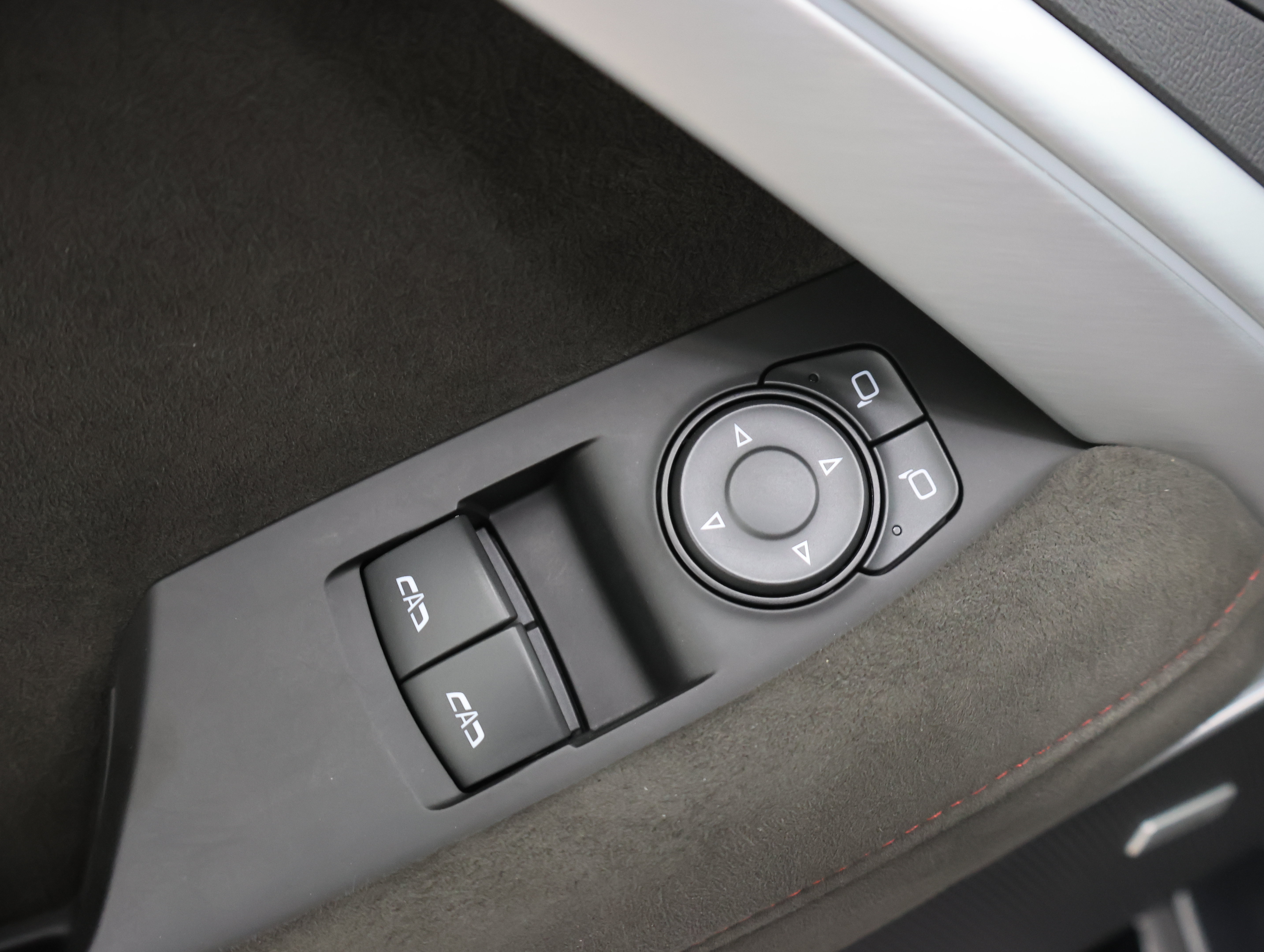 Used 2017 Chevrolet Camaro ZL1 RWD image 35