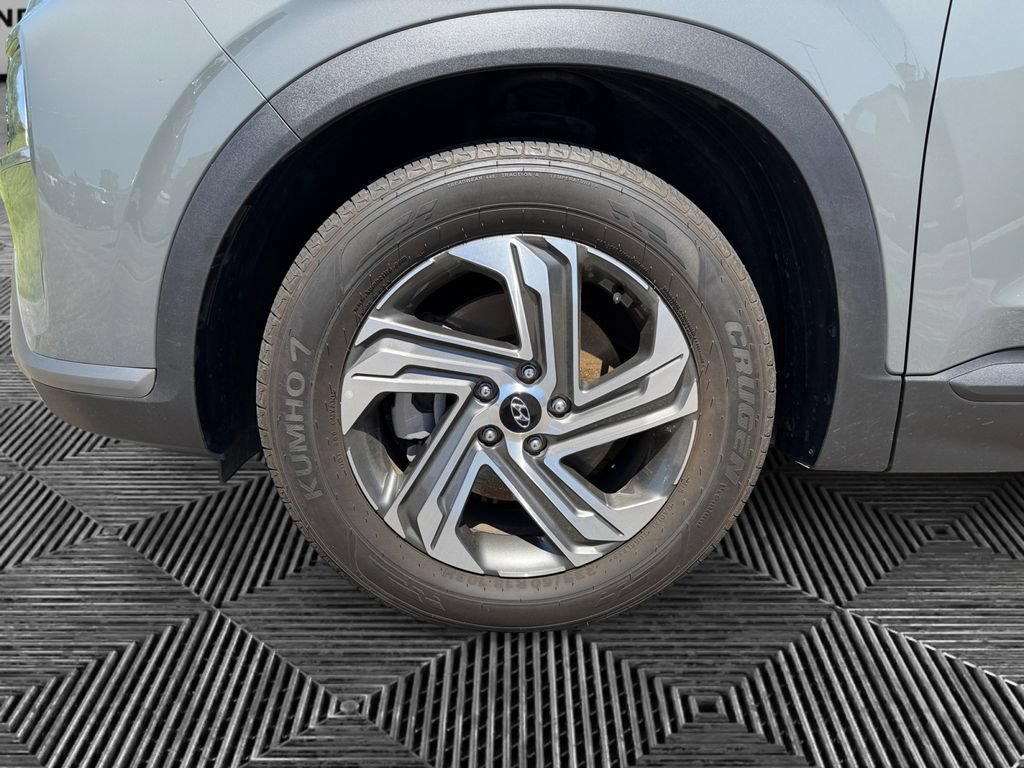 Certified 2023 Hyundai Santa Fe SE w/ Cargo Package FWD image 15