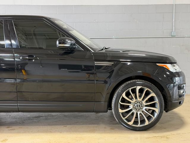 Used 2016 Land Rover Range Rover Sport SE image 8