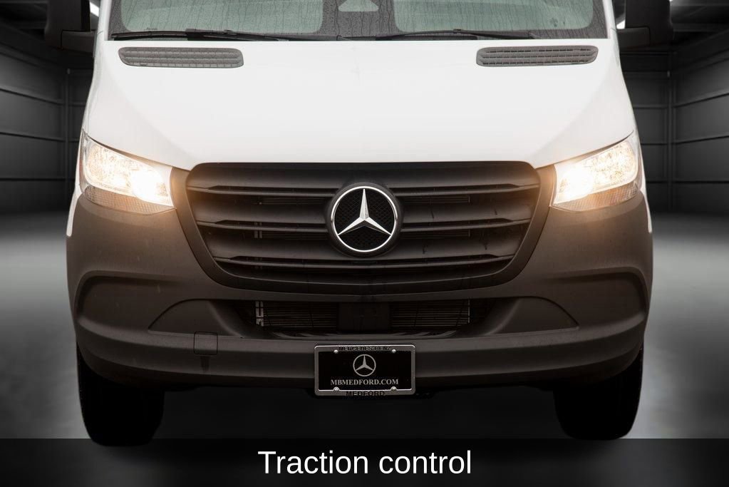 Used 2025 Mercedes-Benz Sprinter 2500 image 14