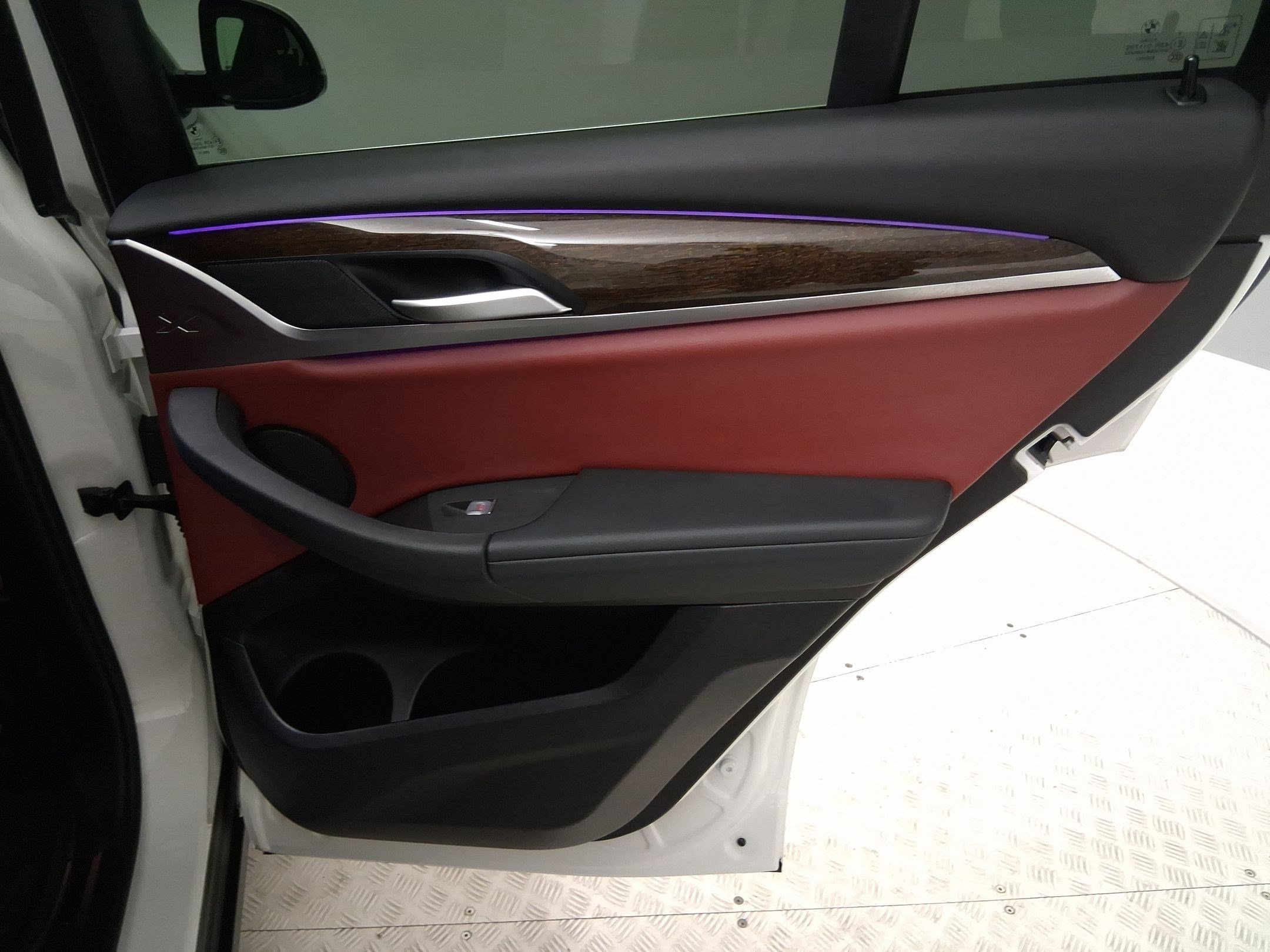 Certified 2023 BMW X4 xDrive30i w/ Convenience Package image 32