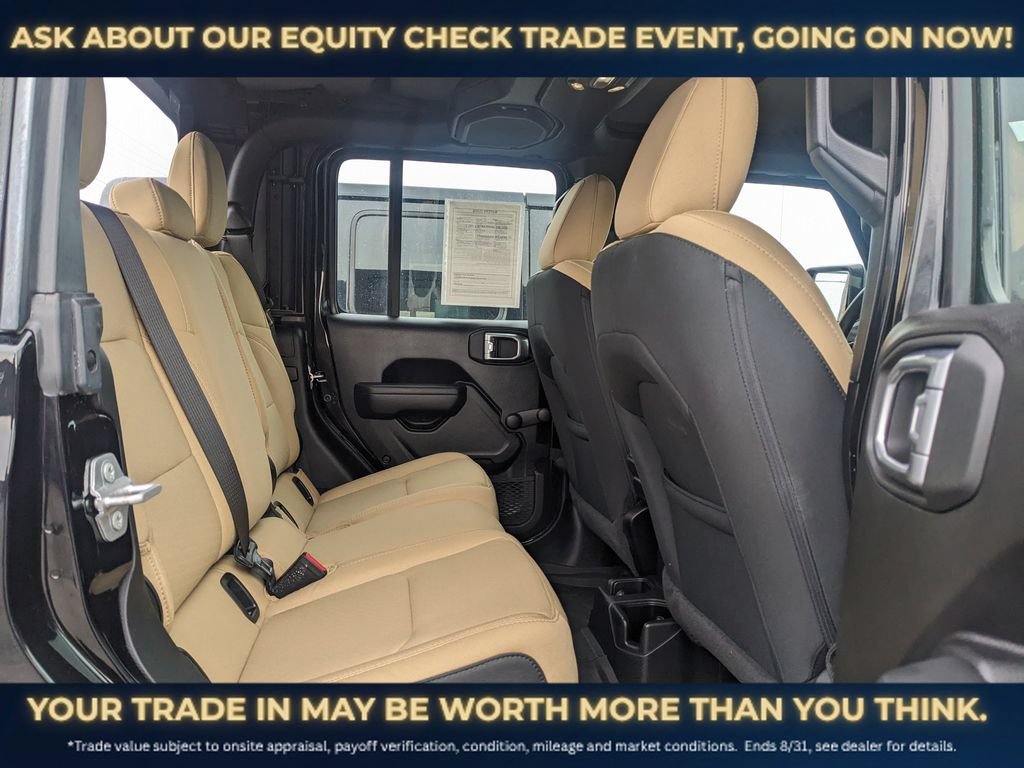 Used 2022 Jeep Gladiator Sport AWD/4WD image 16